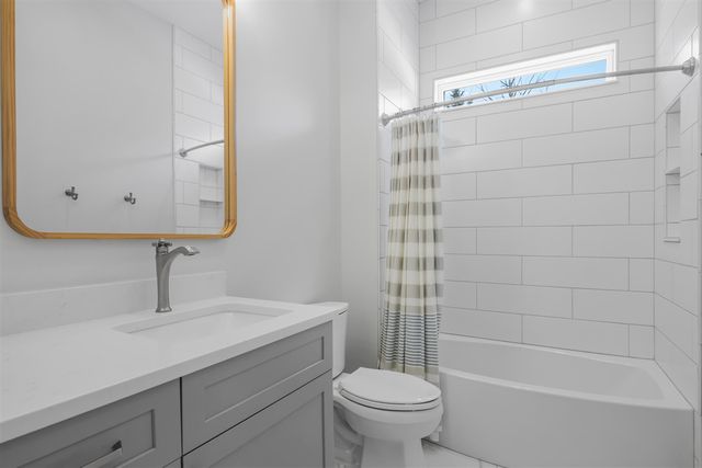 504 S East Silver Lake Road, Traverse City, MI 49685