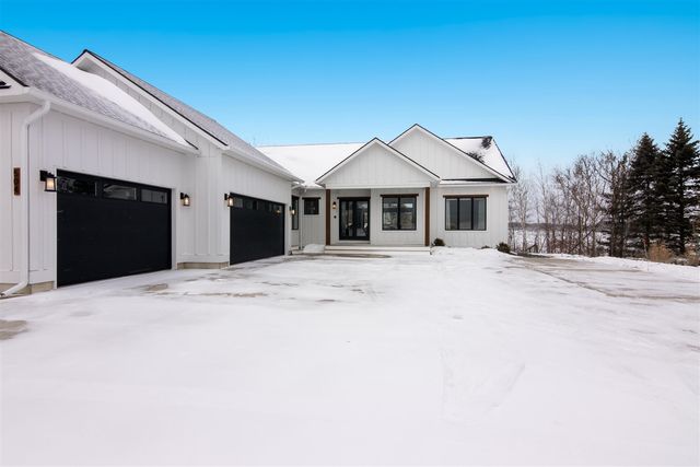 504 S East Silver Lake Road, Traverse City, MI 49685