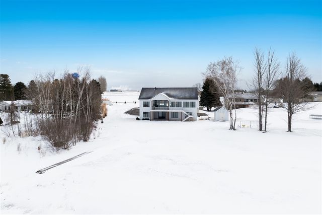 504 S East Silver Lake Road, Traverse City, MI 49685