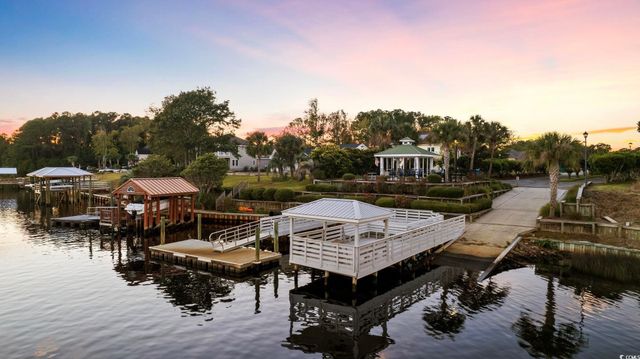 717 Shell Point Ct., Longs, SC 29568