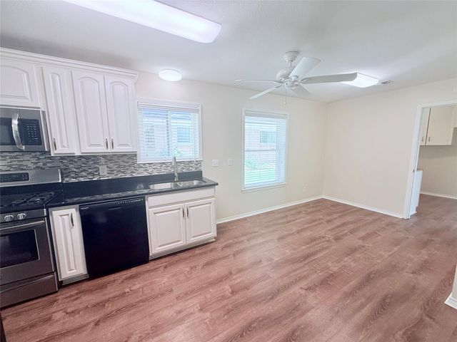120 S Lynn Avenue, Denison, TX 75020