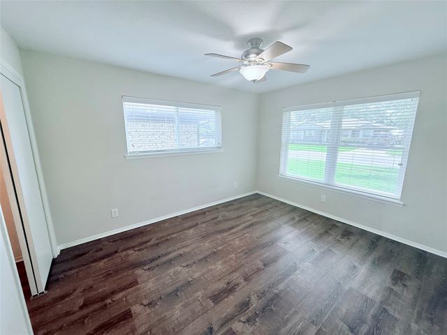 120 S Lynn Avenue, Denison, TX 75020
