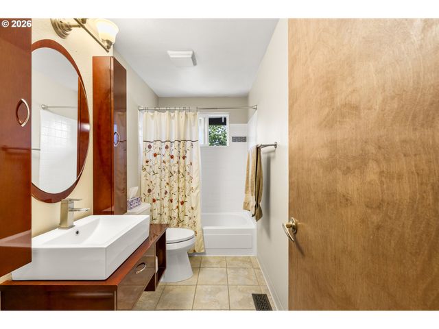 12109 Se 22ND Ave, Milwaukie, OR 97222
