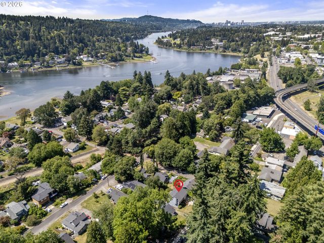 12109 Se 22ND Ave, Milwaukie, OR 97222