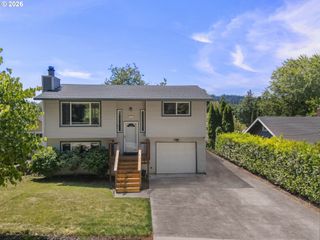 12109 Se 22ND Ave, Milwaukie, OR 97222
