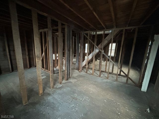 514 Downer St, Westfield Town, NJ 07090