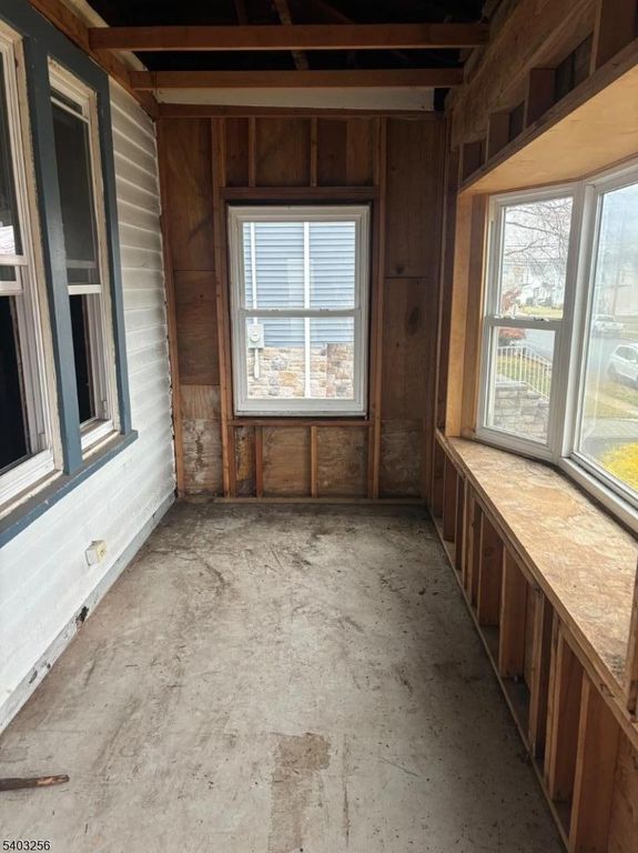 514 Downer St, Westfield Town, NJ 07090