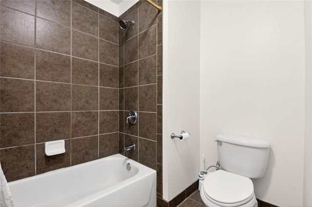 1613 Dupont Commons Drive NW, Atlanta, GA 30318