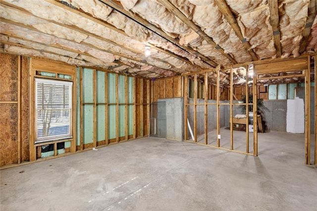 1613 Dupont Commons Drive NW, Atlanta, GA 30318