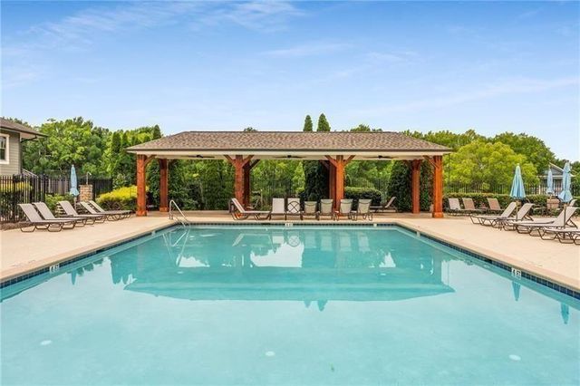 1613 Dupont Commons Drive NW, Atlanta, GA 30318