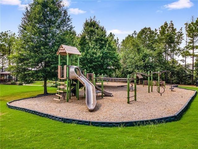 1613 Dupont Commons Drive NW, Atlanta, GA 30318