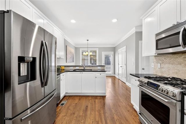 1613 Dupont Commons Drive NW, Atlanta, GA 30318