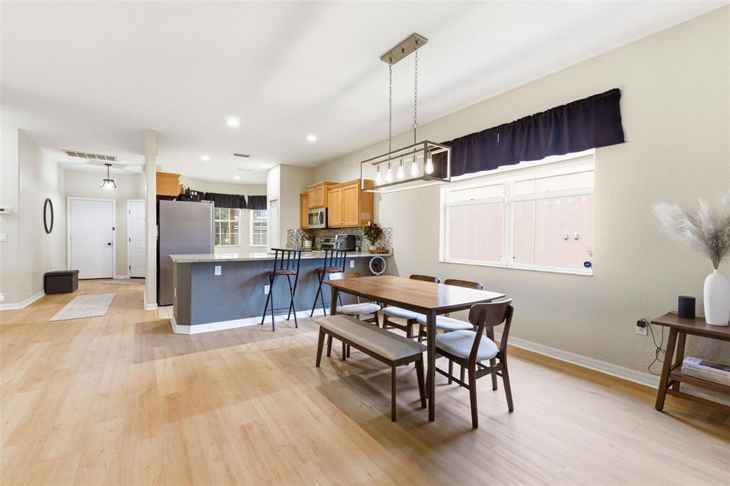 Image 23 of property listing at 7031 CHATUM LIGHT RUN, Bradenton, FL 34212