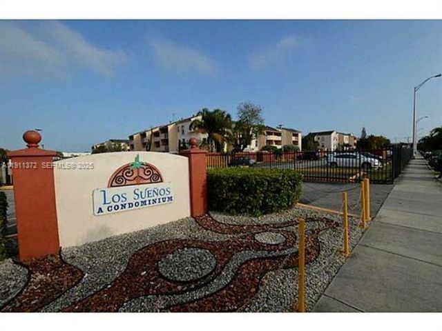 6195 W 18th Ave G324, Hialeah, FL 33012