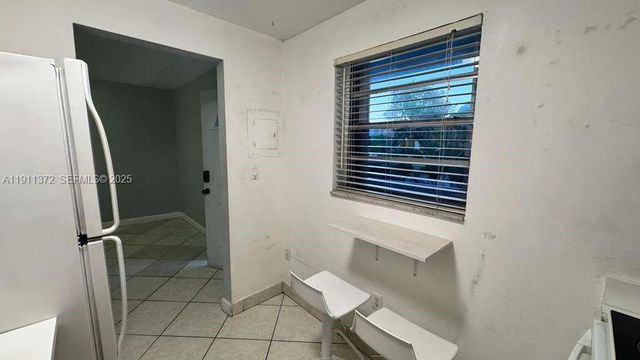 6195 W 18th Ave G324, Hialeah, FL 33012