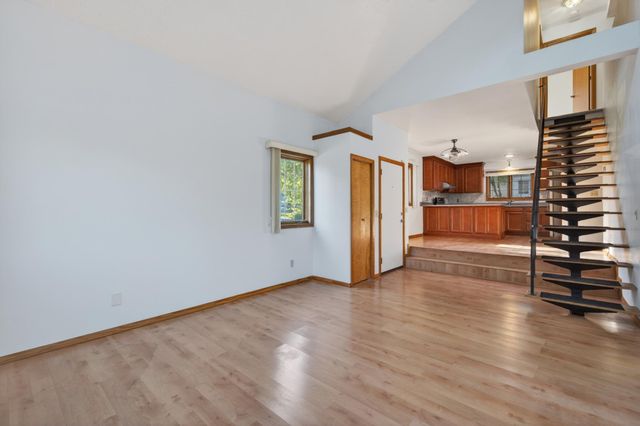 2023 Parkside Drive, Saint Paul, MN 55119