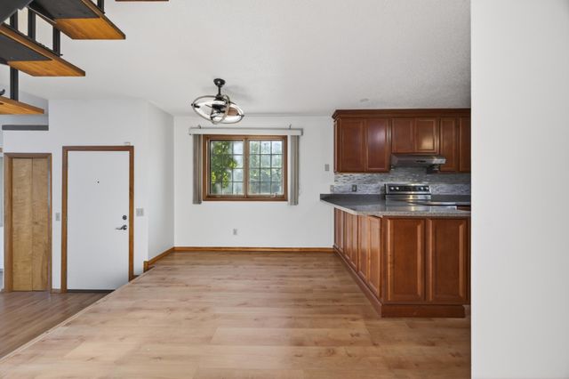 2023 Parkside Drive, Saint Paul, MN 55119