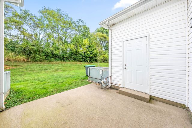 119 Alexander Blvd, Clarksville, TN 37040