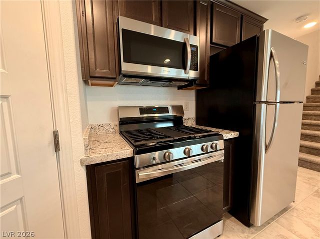 717 Pickled Pepper Place, Henderson, NV 89011