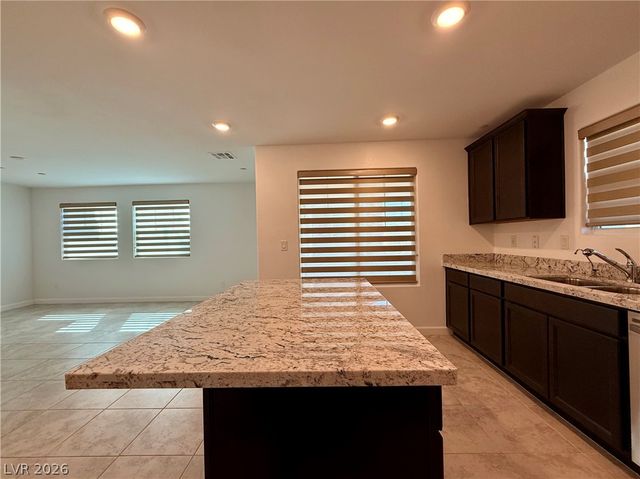717 Pickled Pepper Place, Henderson, NV 89011