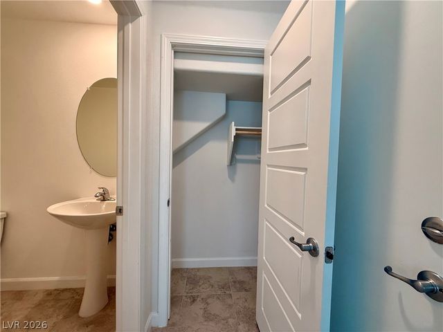 717 Pickled Pepper Place, Henderson, NV 89011
