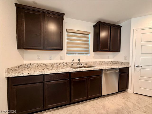 717 Pickled Pepper Place, Henderson, NV 89011