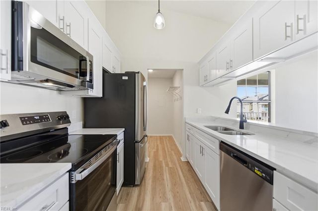 607 Zephyr CT, Virginia Beach, VA 23462