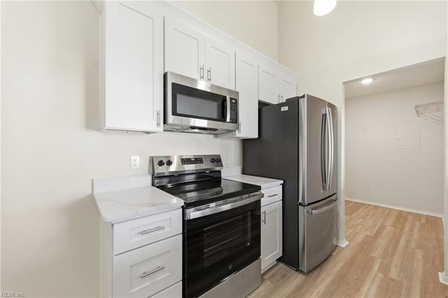 607 Zephyr CT, Virginia Beach, VA 23462