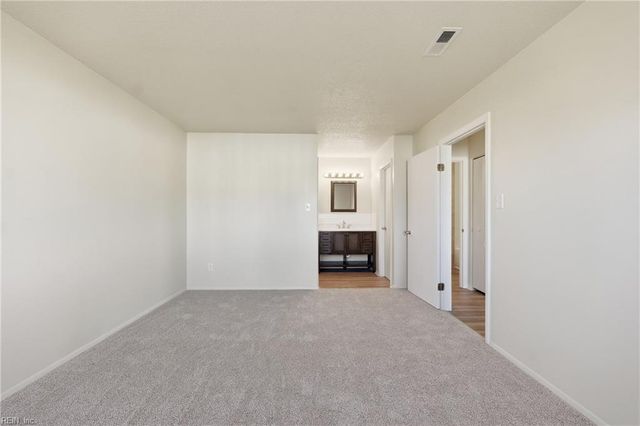 607 Zephyr CT, Virginia Beach, VA 23462