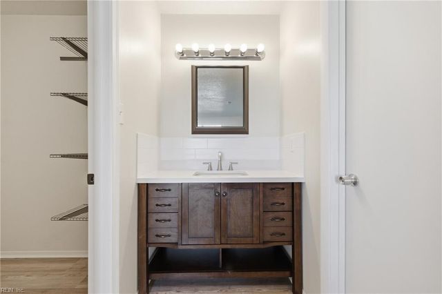 607 Zephyr CT, Virginia Beach, VA 23462