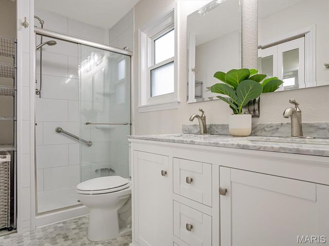 1 Jason Drive, Glen Carbon, IL 62034