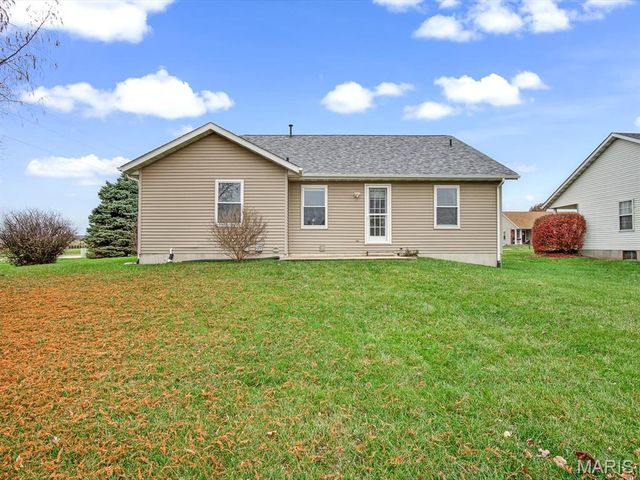 1 Jason Drive, Glen Carbon, IL 62034