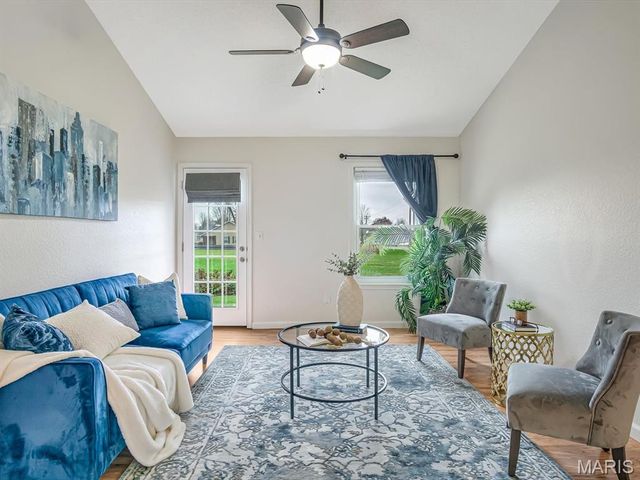 1 Jason Drive, Glen Carbon, IL 62034