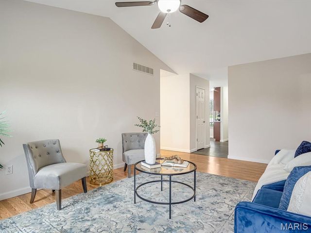 1 Jason Drive, Glen Carbon, IL 62034