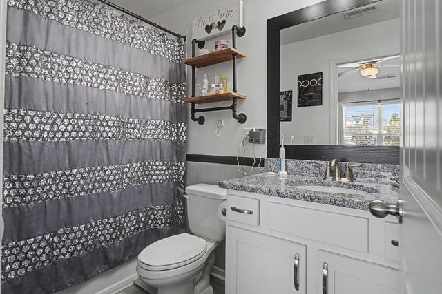 202 Bell Forge Ct, White Bluff, TN 37187