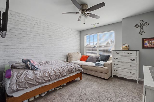 202 Bell Forge Ct, White Bluff, TN 37187