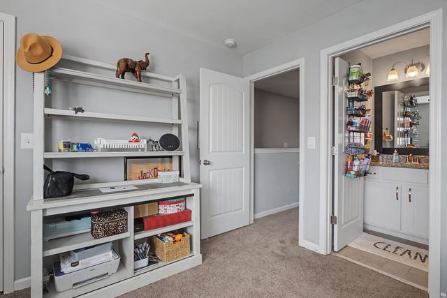 202 Bell Forge Ct, White Bluff, TN 37187