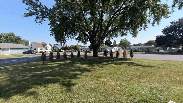 49 Seyfried Avenue, Upper Nazareth Twp, PA 18064
