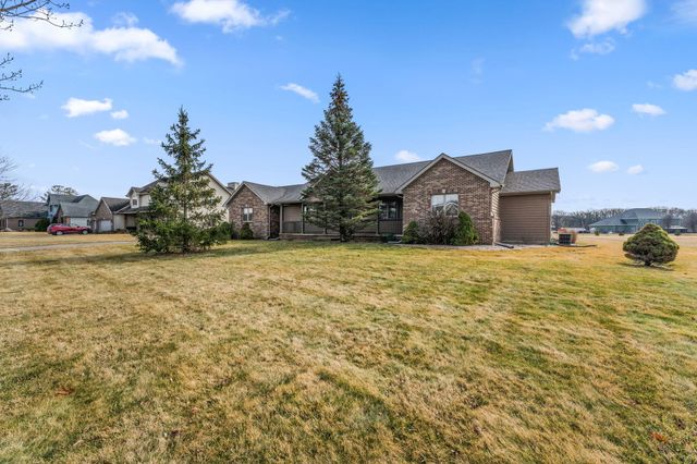 5005 W 152nd Court, Crown Point, IN 46307