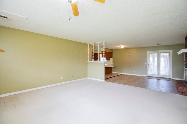 12085 N Jackson Highway, Lincoln, AR 72744