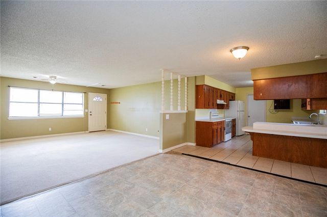 12085 N Jackson Highway, Lincoln, AR 72744