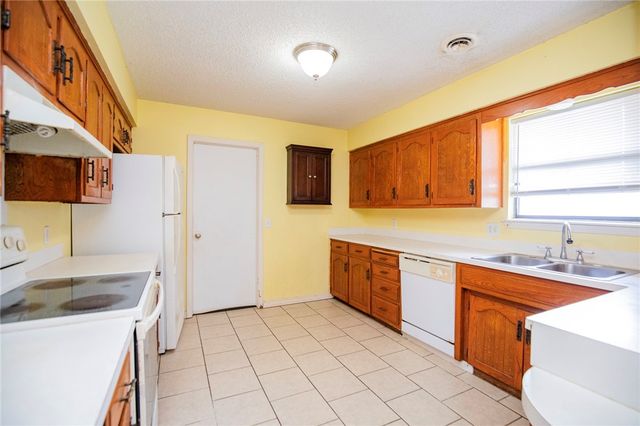 12085 N Jackson Highway, Lincoln, AR 72744