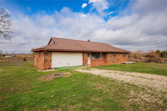 12085 N Jackson Highway, Lincoln, AR 72744