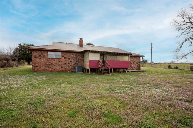 12085 N Jackson Highway, Lincoln, AR 72744