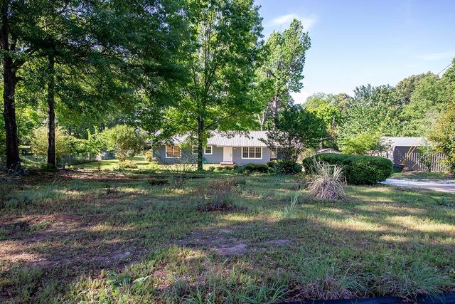 106 W Ward, White Oak, TX 75693