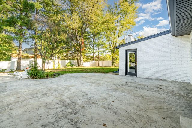 5275 Winters Lane, Cold Spring, KY 41076