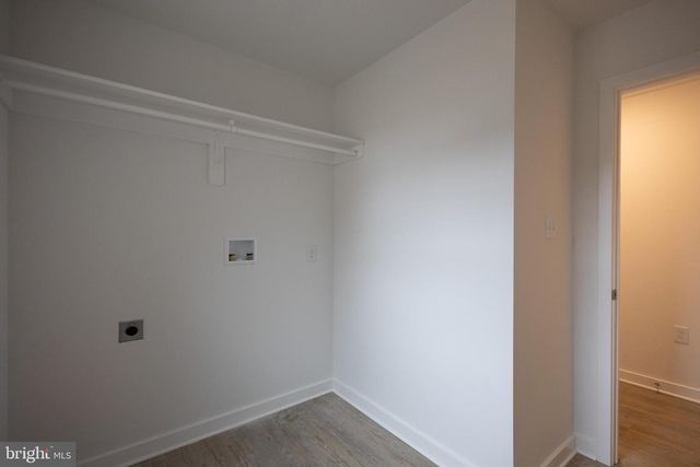 127 THOROUGHBRED TER, Martinsburg, WV 25404