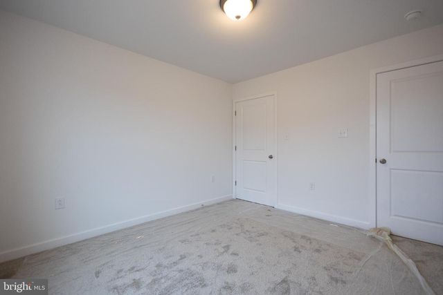 127 THOROUGHBRED TER, Martinsburg, WV 25404