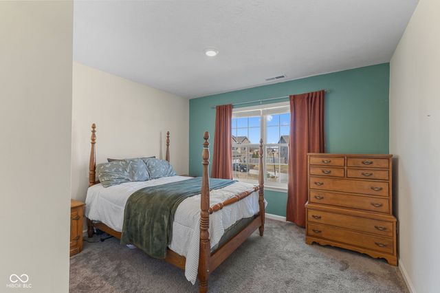 6905 W Wintergreen Court, Mccordsville, IN 46055