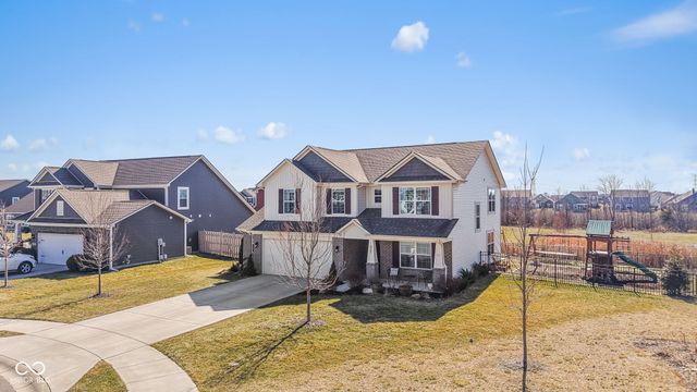 6905 W Wintergreen Court, Mccordsville, IN 46055